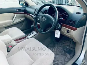 Toyota Premio 2004 Silver