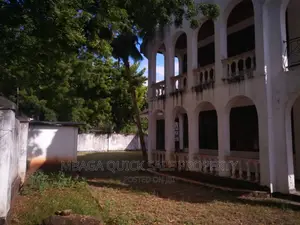 10bdrm House in Masaki for rent