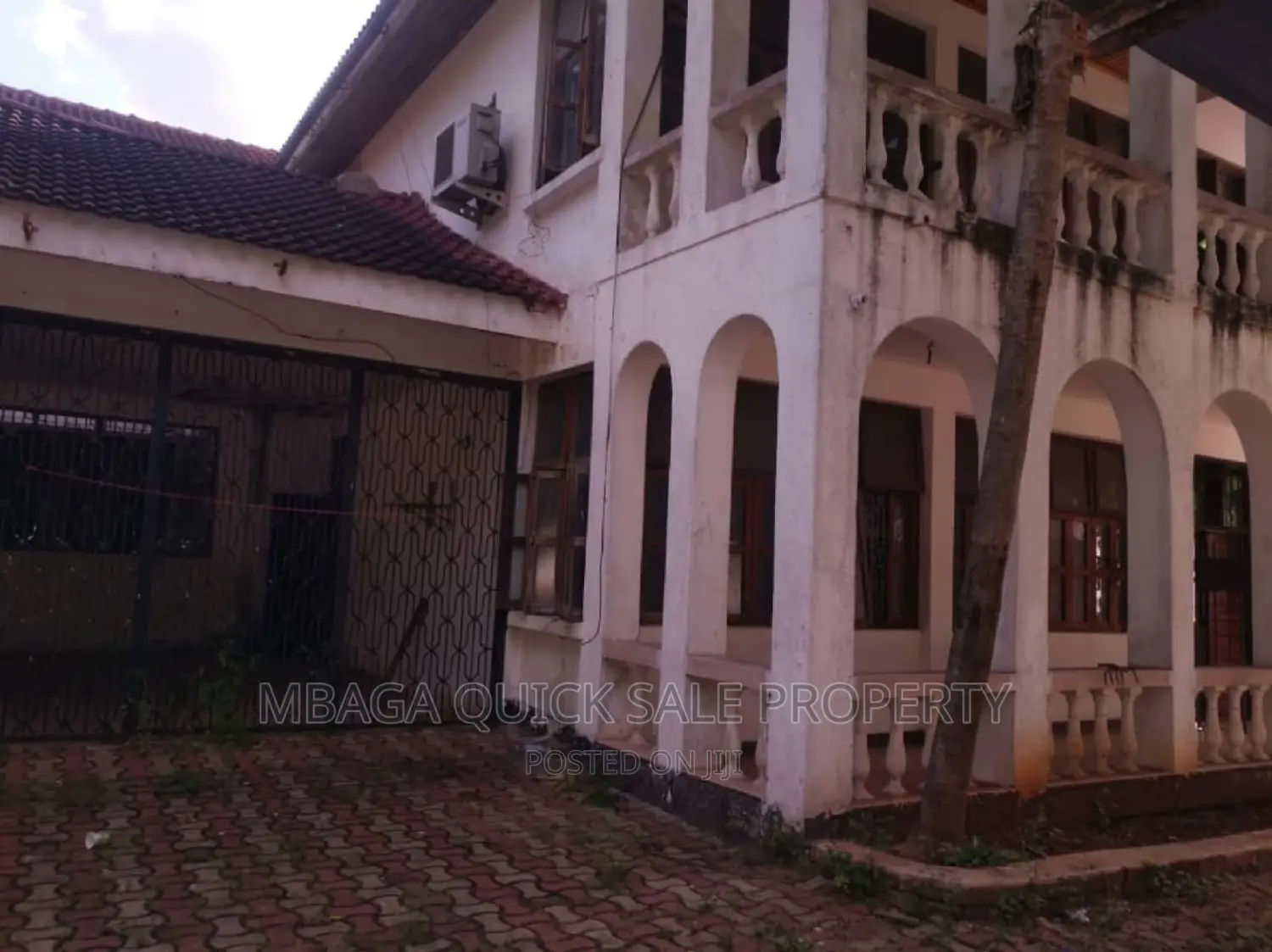 10bdrm House in Masaki for rent