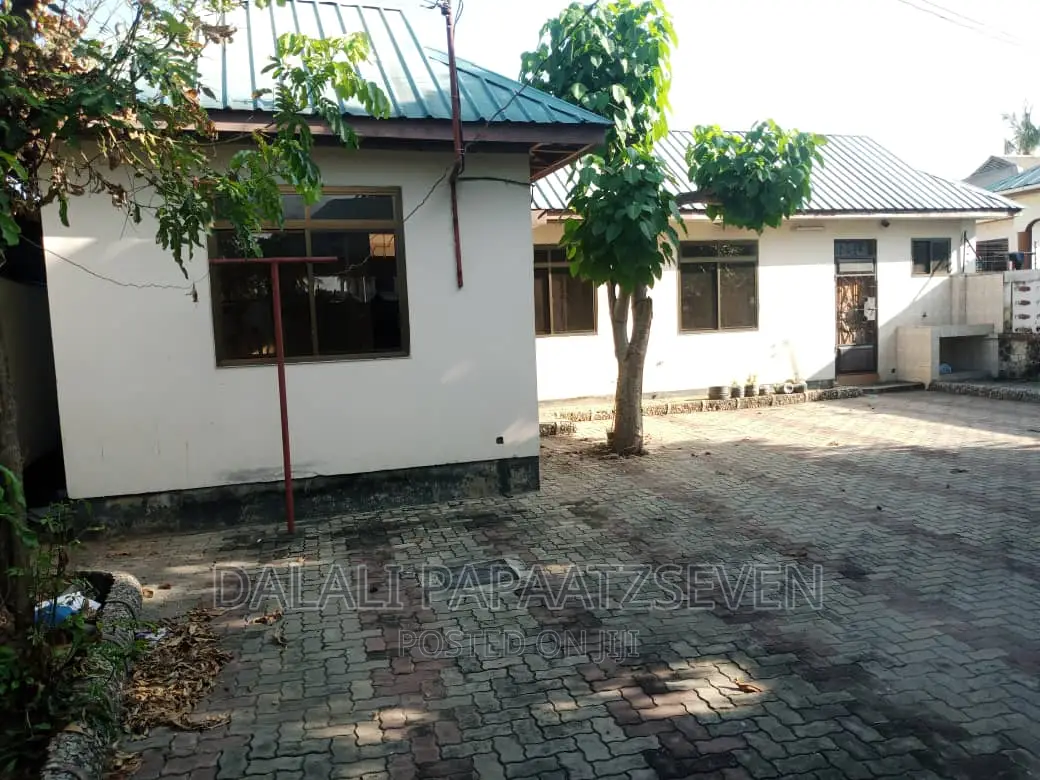 2bdrm House in Dalalipapaatzseven, Kinondoni for rent