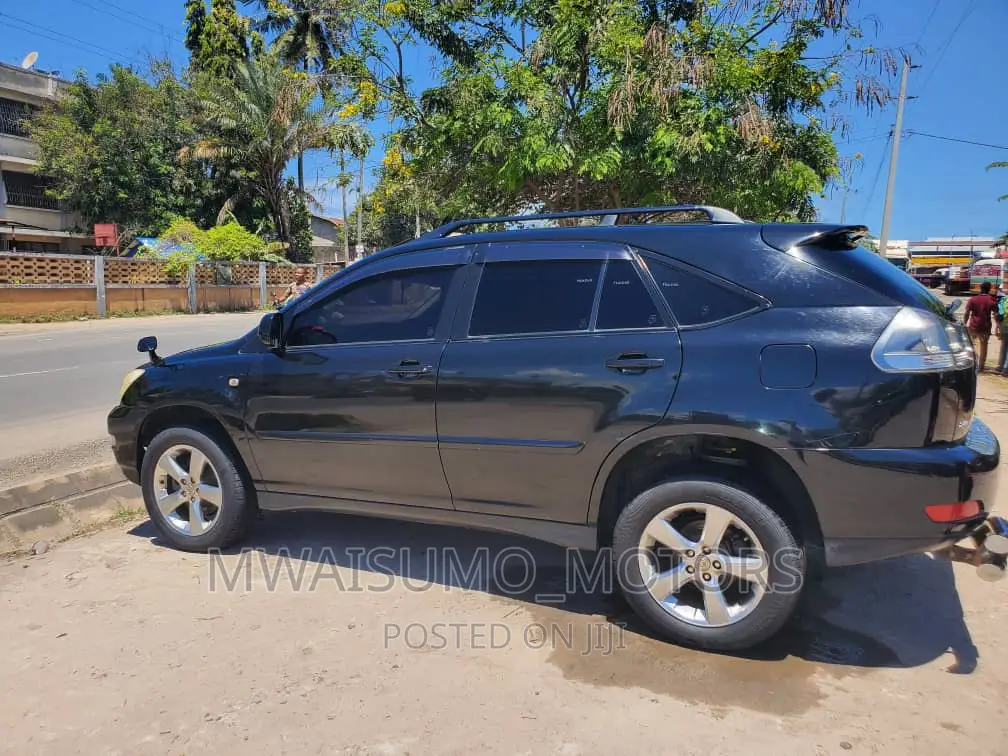 Toyota Harrier 2004 Black