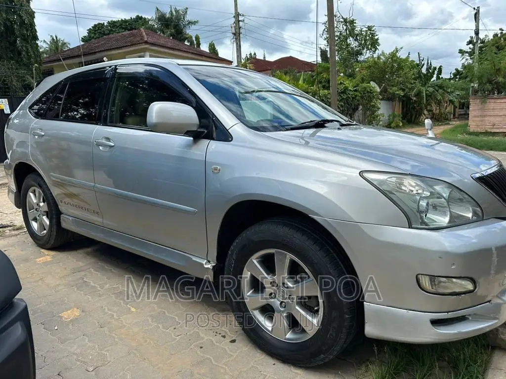 Toyota Harrier 2005 Silver