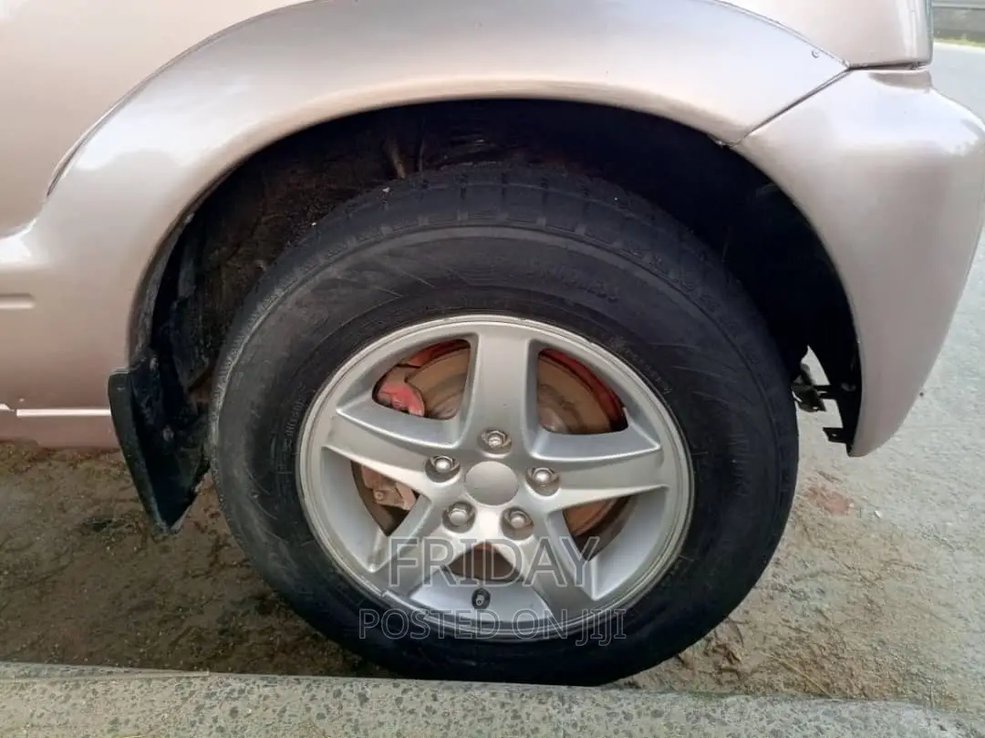 Toyota Cami 2004 Gold
