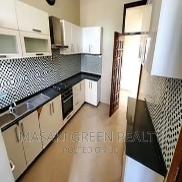4bdrm House in Ununio Beach, Kunduchi for sale