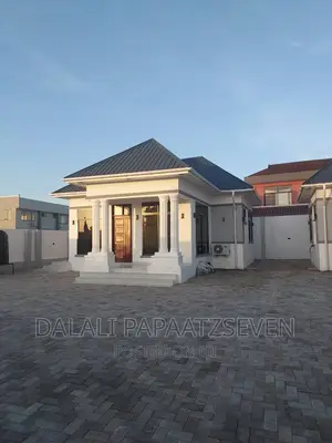 2bdrm Apartment in Dalalipapaatzseven, Bunju for rent
