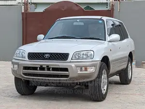 Toyota RAV4 1999 Beige