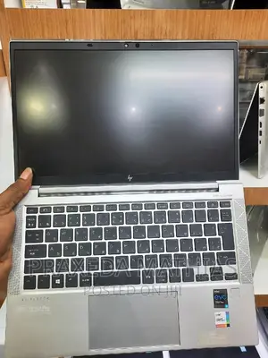 Laptop HP EliteBook 830 G8 16GB Intel Core I5 SSD 512GB