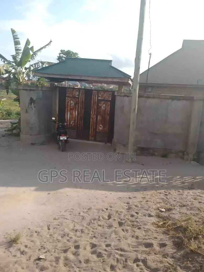 3bdrm House in Msongola, Ilala for sale
