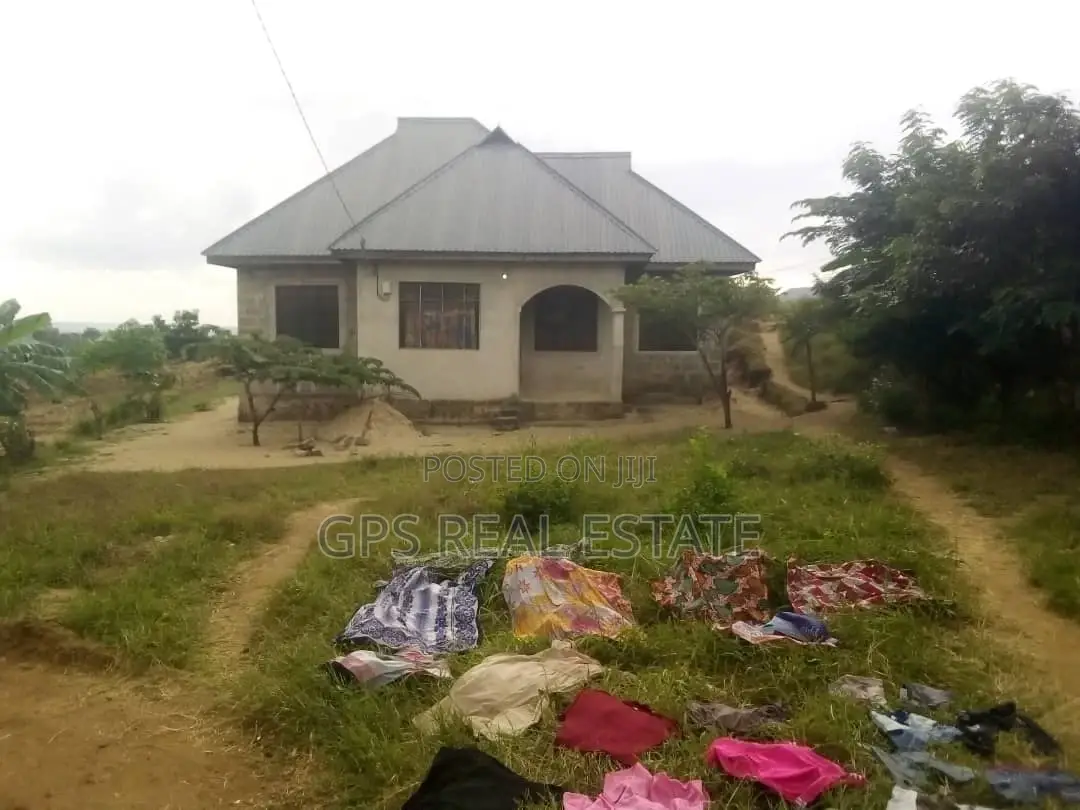 3bdrm House in Mbezi Msakuzi, Kinondoni for sale