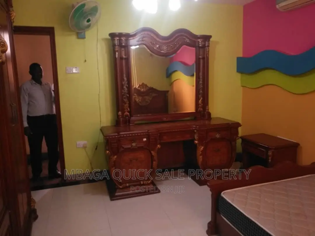 Furnished 4bdrm Apartment in Posta, Upanga West for sale