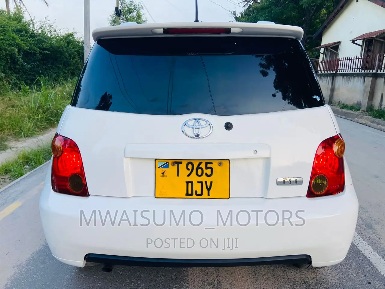 Toyota IST 2005 White