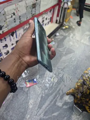 Infinix Hot 10 Play 32 GB Green