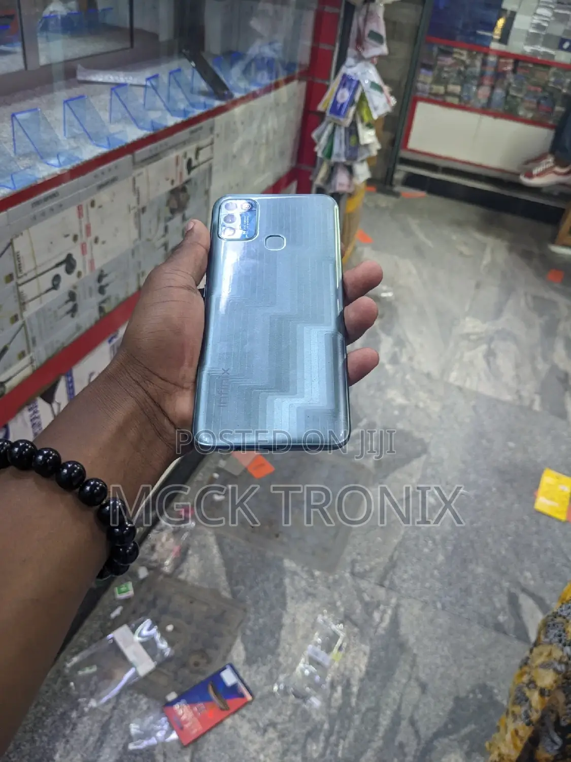 Infinix Hot 10 Play 32 GB Green