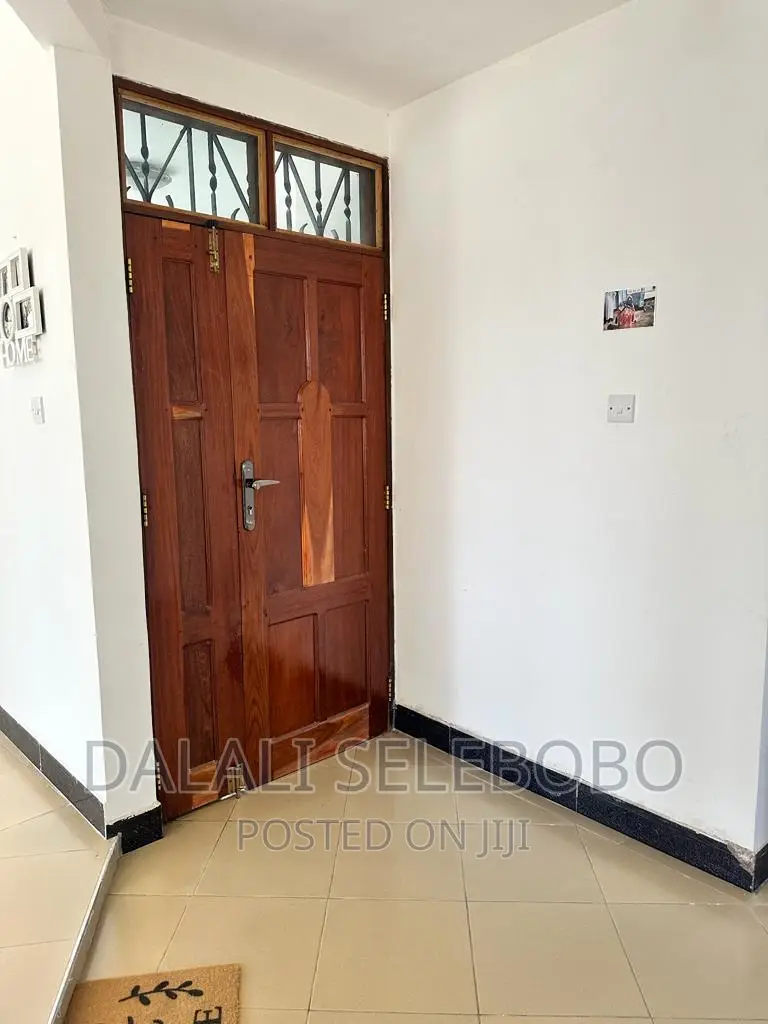 6bdrm Bungalow in Mbweni for rent
