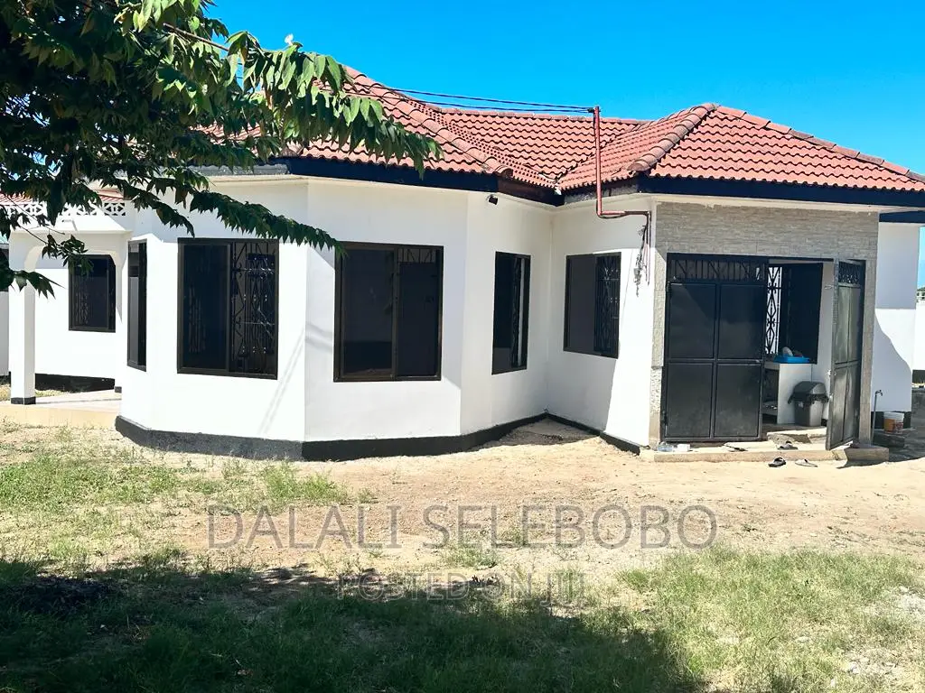 6bdrm Bungalow in Mbweni for rent