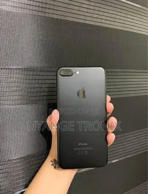 Apple iPhone 7 Plus 32 GB Black