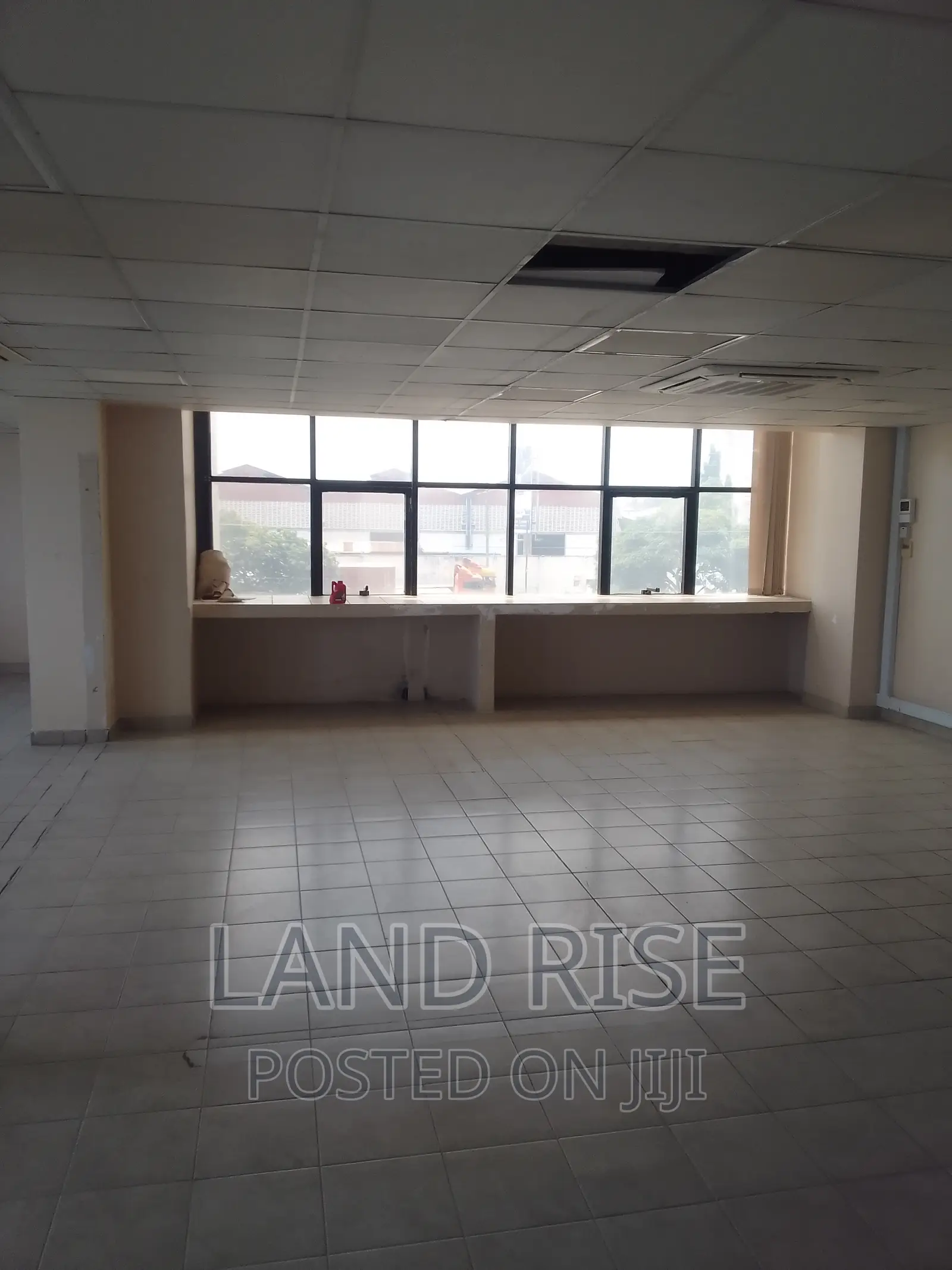 100 SQM Office Space in Mandela Road