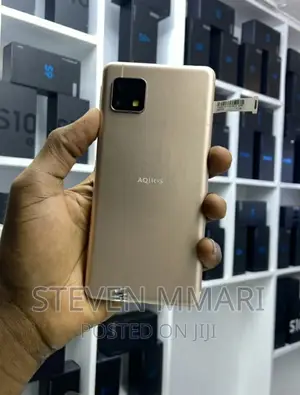 Sharp Aquos sense5G 64 GB Gold