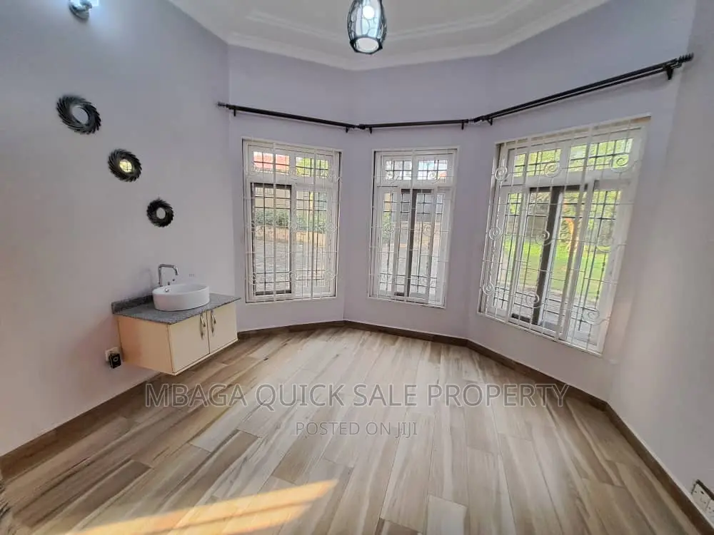 3bdrm House in Mbezi Mwisho for rent