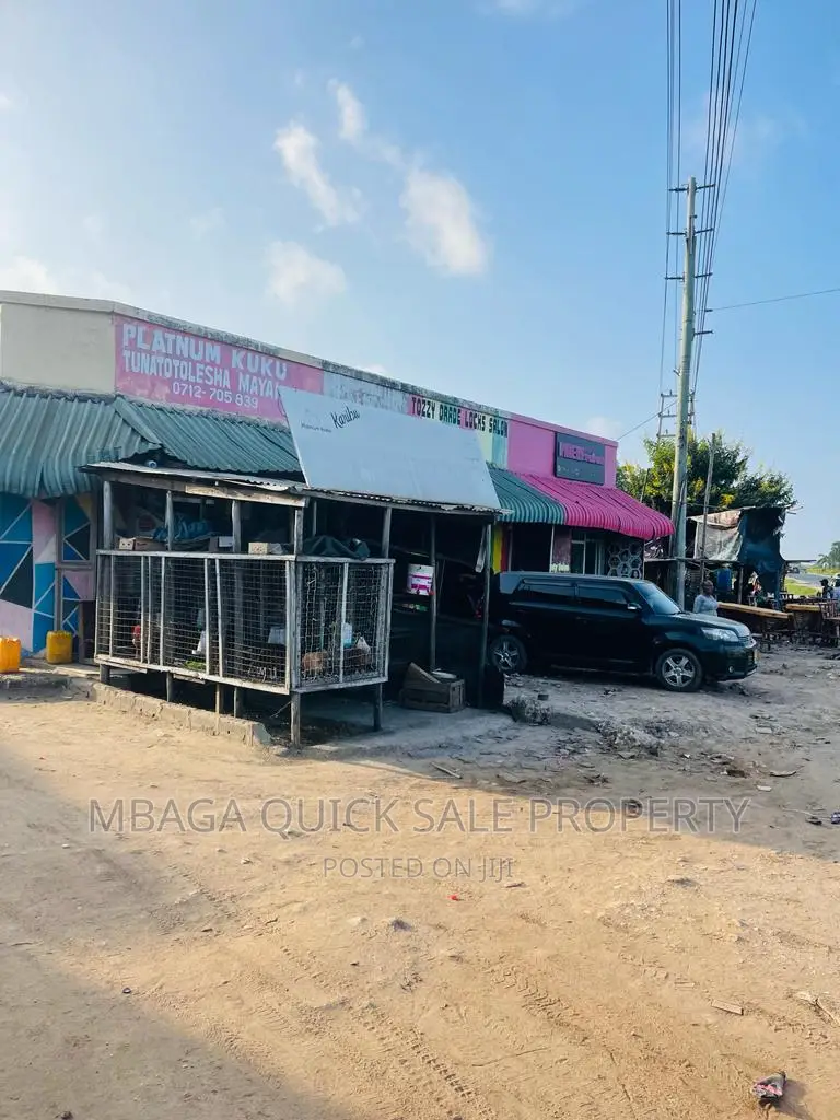 4bdrm House in Mwenge, Sinza for sale