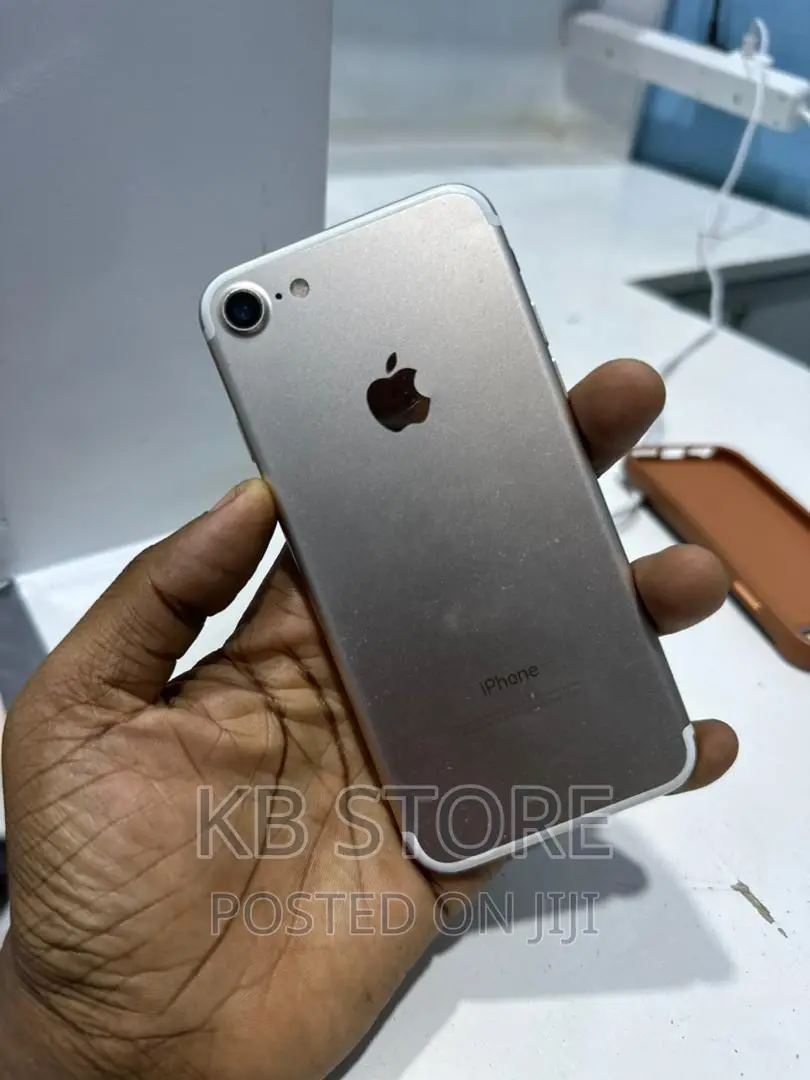 Apple iPhone 7 32 GB Gray