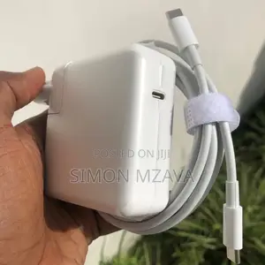 Apple Macbook Pro, Air, iPad Charger 61W Type C Available