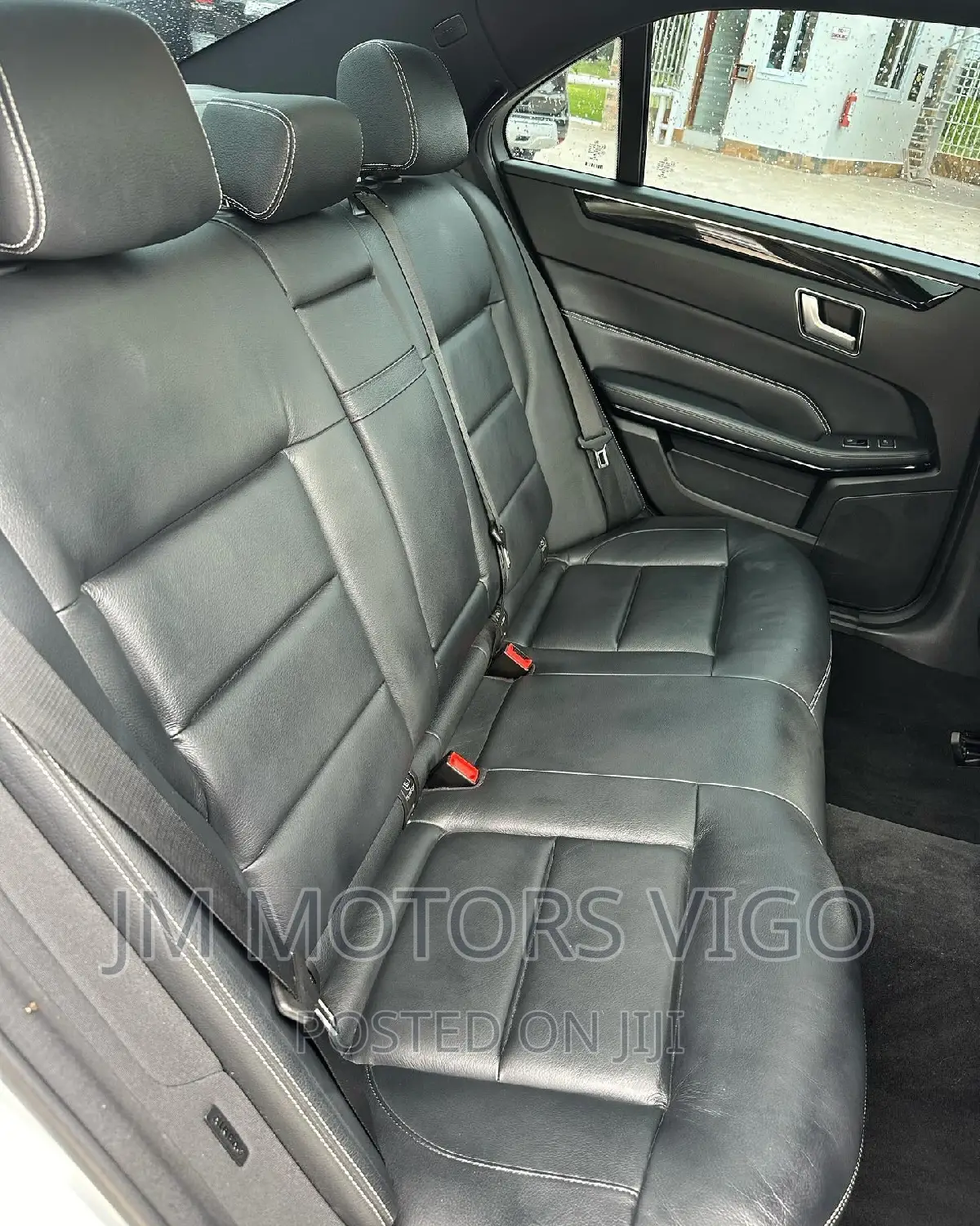 Mercedes-Benz E250 2014 Silver
