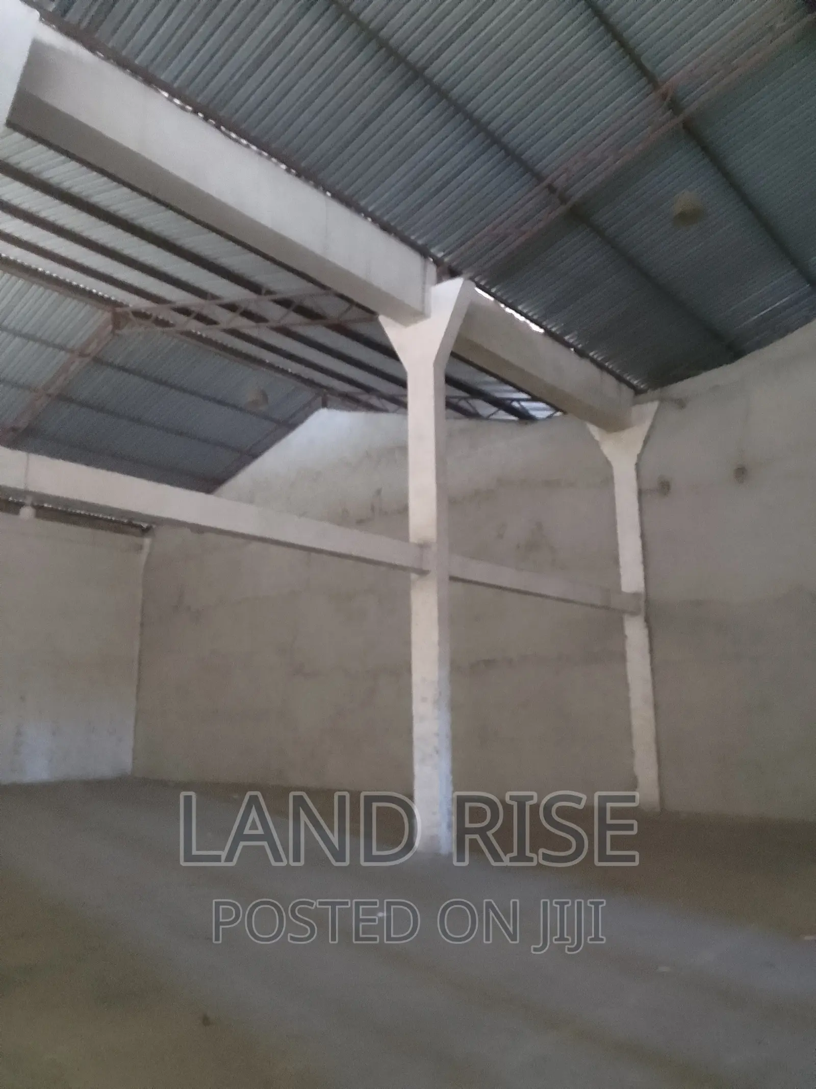 700 SQM Warehouse in Nyerere Road