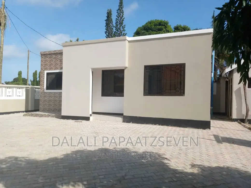 1bdrm Apartment in Dalalipapaatzseven, Kinondoni for rent