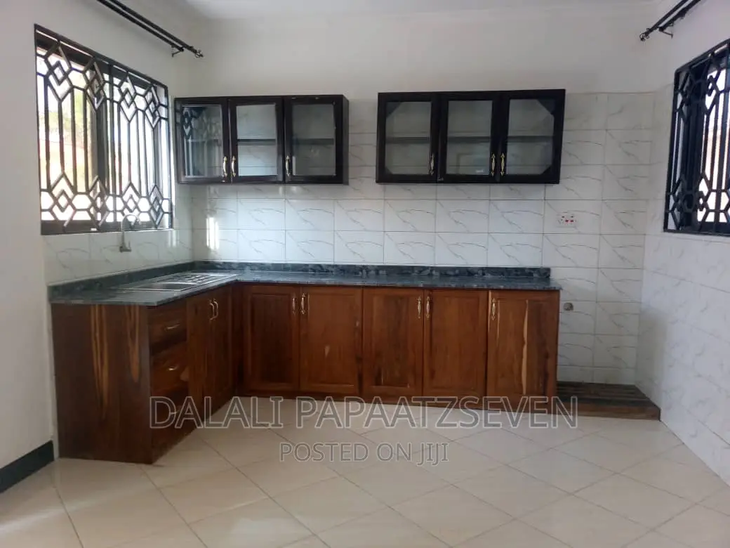1bdrm Apartment in Dalalipapaatzseven, Kinondoni for rent