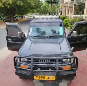 Toyota Land Cruiser Prado 1993