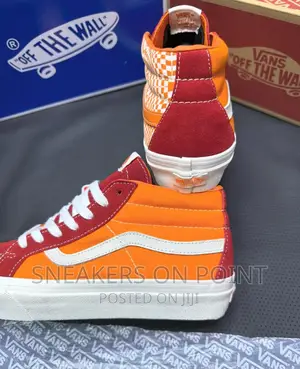 Brand New Old School Vans Off the Wall