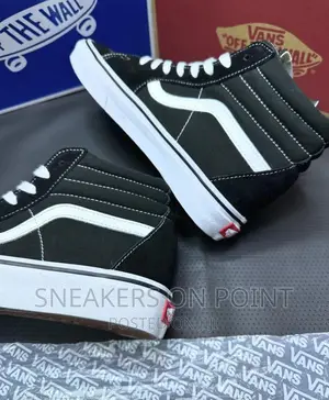 Brand New Old School Vans Off the Wall