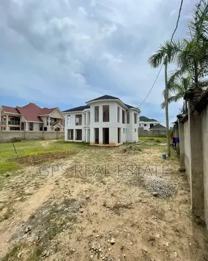 4bdrm House in Mbweni Jkt, Kinondoni for sale