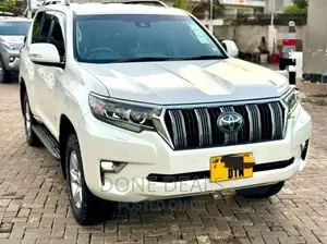 Toyota Land Cruiser Prado 2018 White