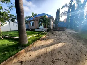 3bdrm House in Madale  Kwa  Kawawa, Kunduchi for sale