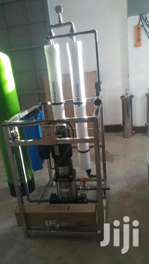 Machine Za Kubadili Maji Magumu Kuwa Maji Malaini, Masafi