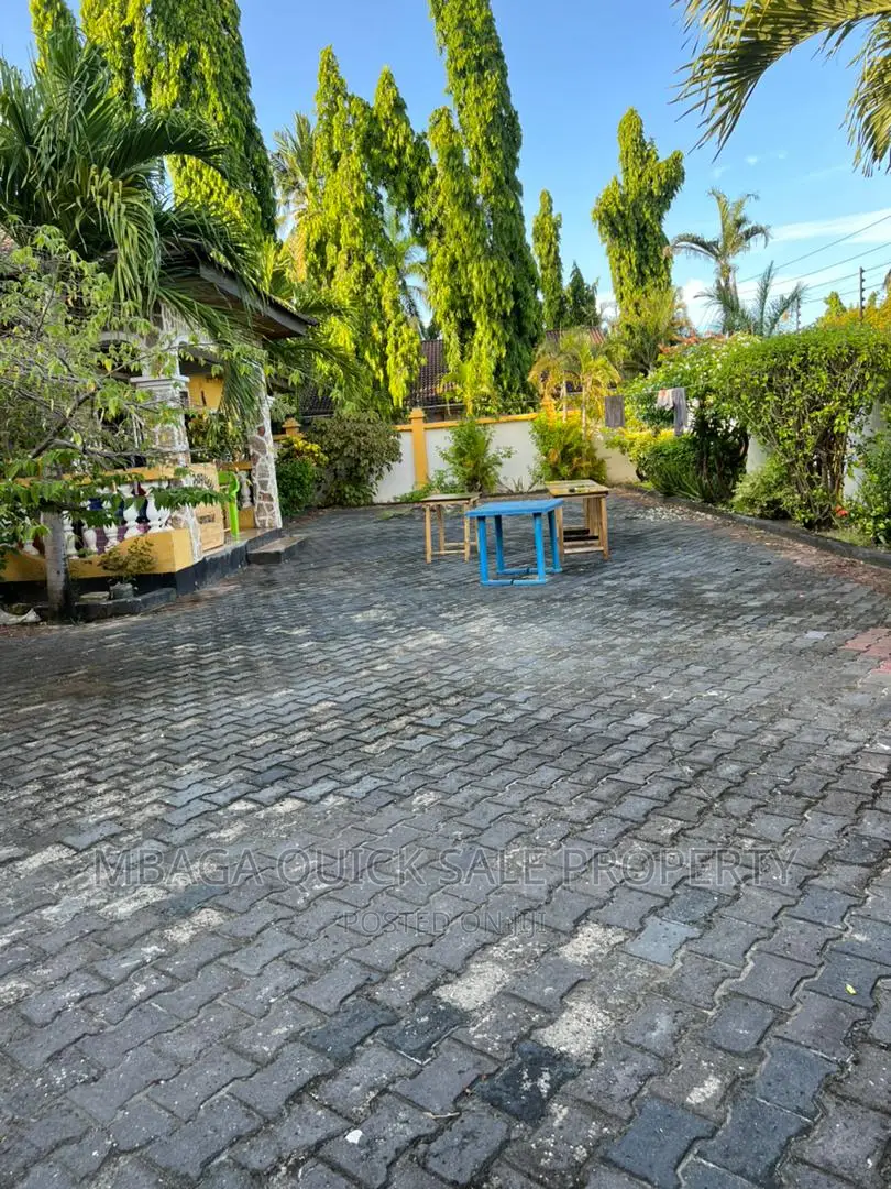 3bdrm House in Mbezi Beach Africana for rent