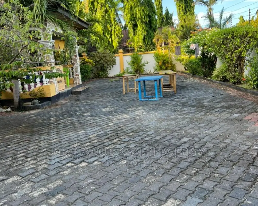 3bdrm House in Mbezi Beach for rent
