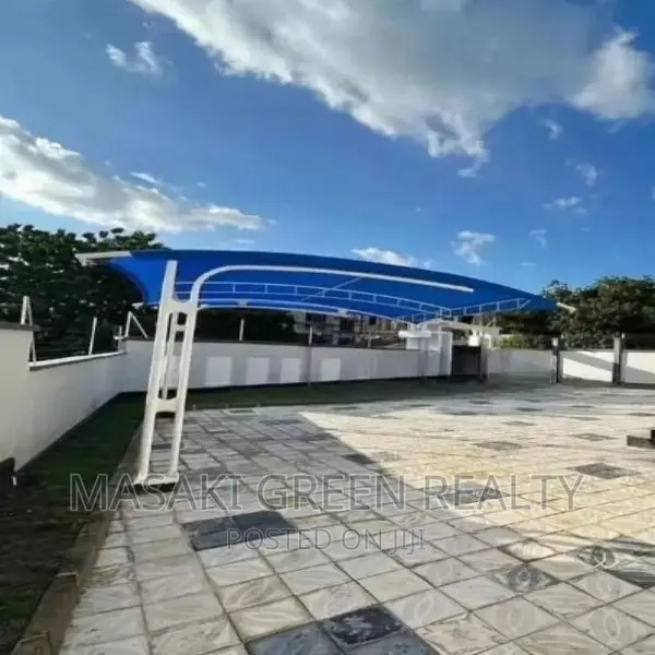 4bdrm House in Goba for sale