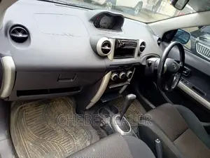 Toyota IST 2004 Silver