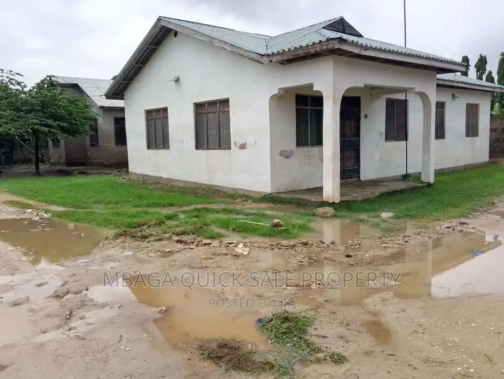3bdrm House in Boko, Bunju for sale