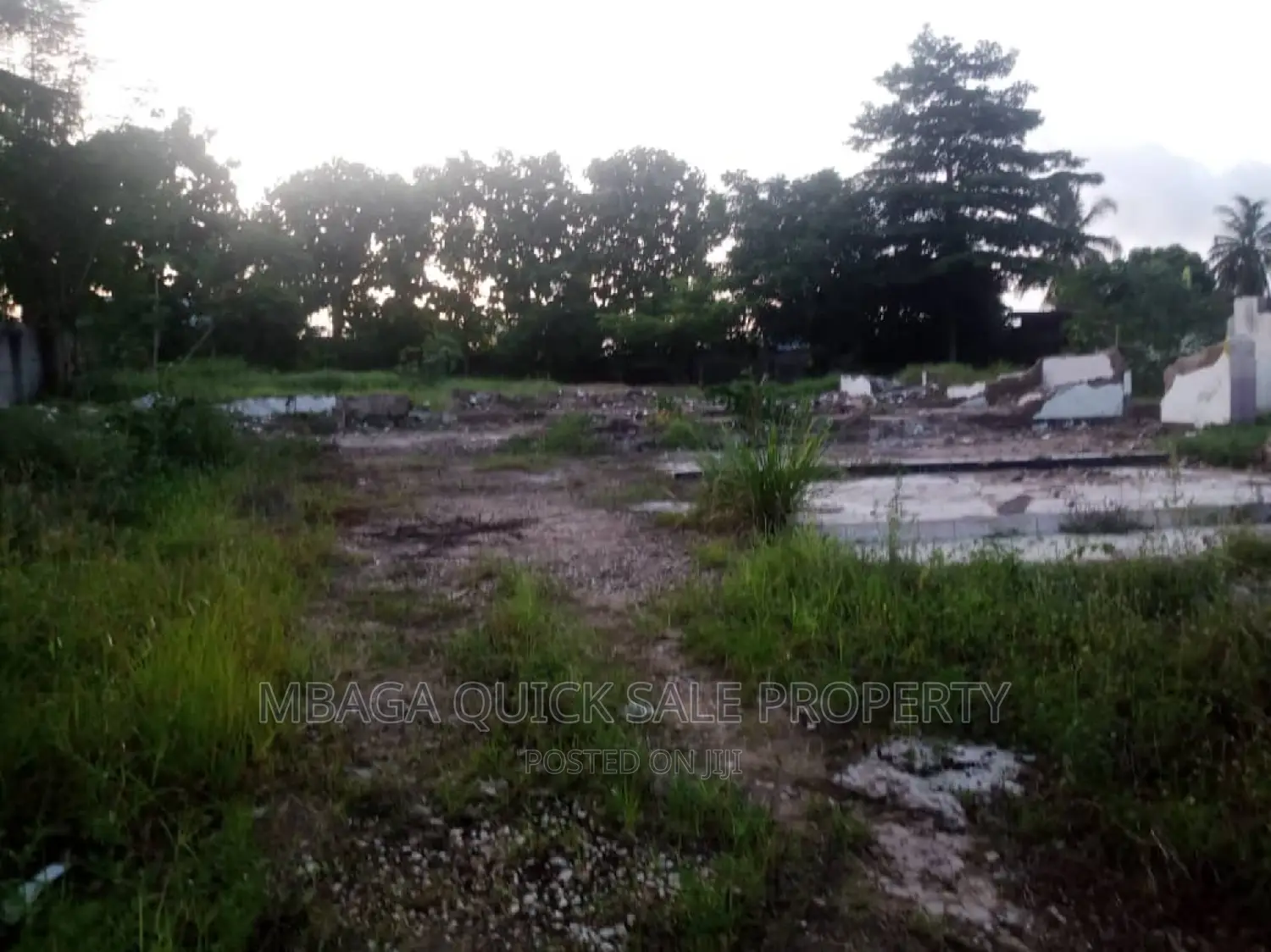 Plot for Sale at Madale