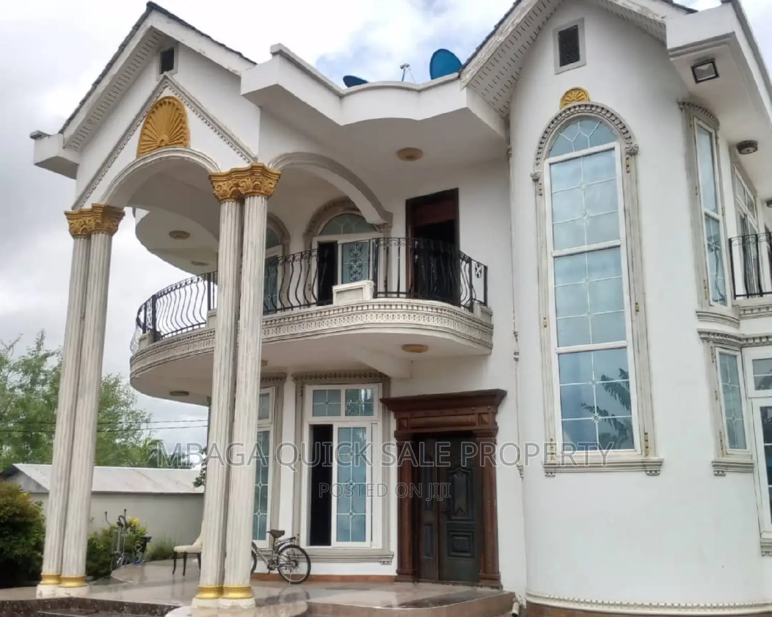 6bdrm House in Kinyerezi for sale