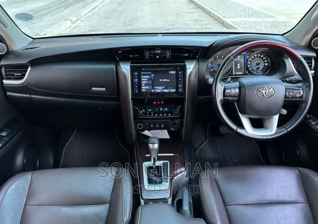 Toyota Fortuner 2017 Gray