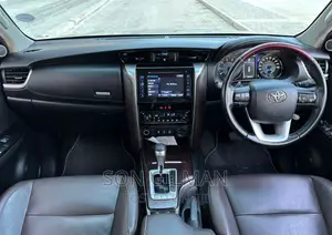 Toyota Fortuner 2017 Gray