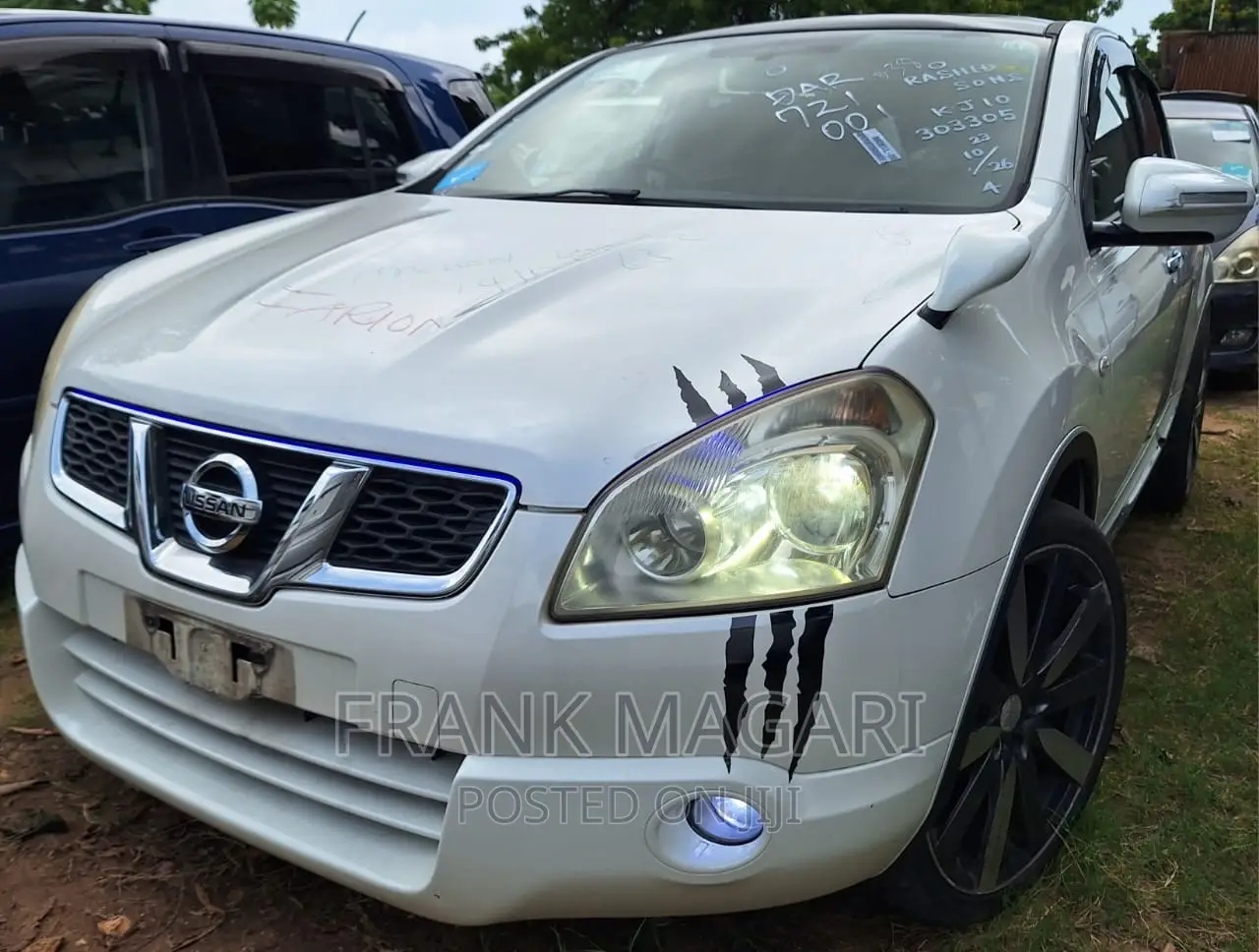 Nissan Dualis 2011 White