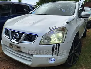 Nissan Dualis 2011 White