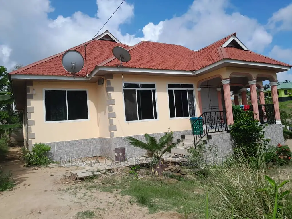 3bdrm House in Goba for sale