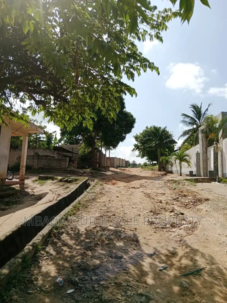 3bdrm House in Goba Kinzudi for sale